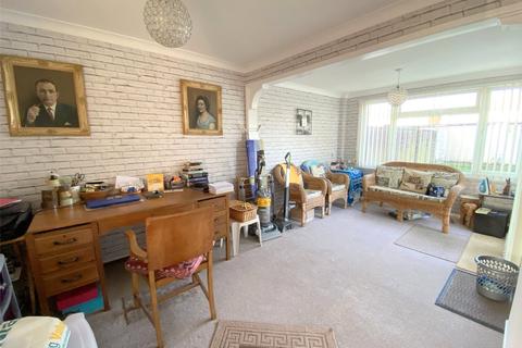 30 Carnforth Road, Sompting, Lancing, BN15 9TG