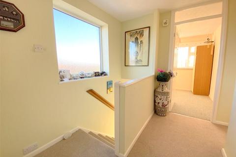 30 Carnforth Road, Sompting, Lancing, BN15 9TG