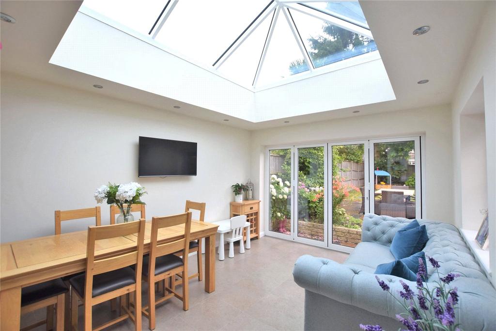 Blackmoor Wood, Ascot, Berkshire, SL5 3 bed semidetached house £