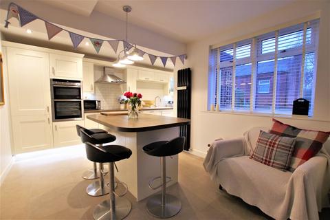 3 Barley Croft, Cheadle, Stoke-on-trent, ST10 1NA