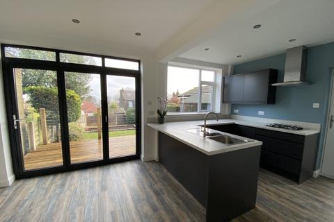 66 Vicarage Road, Grenoside, Sheffield, S35 8RG