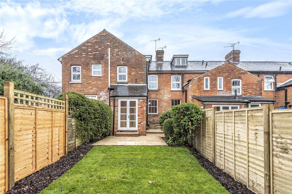 Bar End Road, Winchester, SO23 3 bed terraced house £425,000