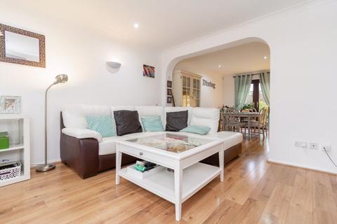 2, Willow Cottages Godstone Hill, Godstone, RH9 8AJ