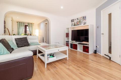 2, Willow Cottages Godstone Hill, Godstone, RH9 8AJ