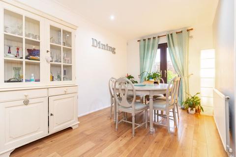 2, Willow Cottages Godstone Hill, Godstone, RH9 8AJ
