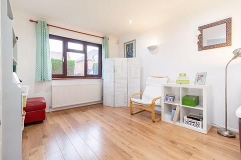 2, Willow Cottages Godstone Hill, Godstone, RH9 8AJ