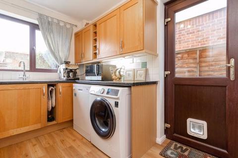 2, Willow Cottages Godstone Hill, Godstone, RH9 8AJ