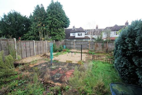 28 Toynbee Road, London, SW20 8SS