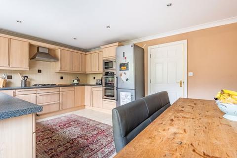1 Wyndhurst Close, South Croydon, CR2 6EP