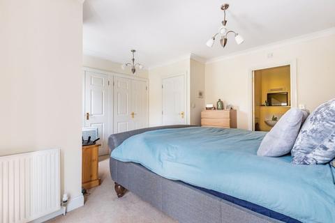 1 Wyndhurst Close, South Croydon, CR2 6EP