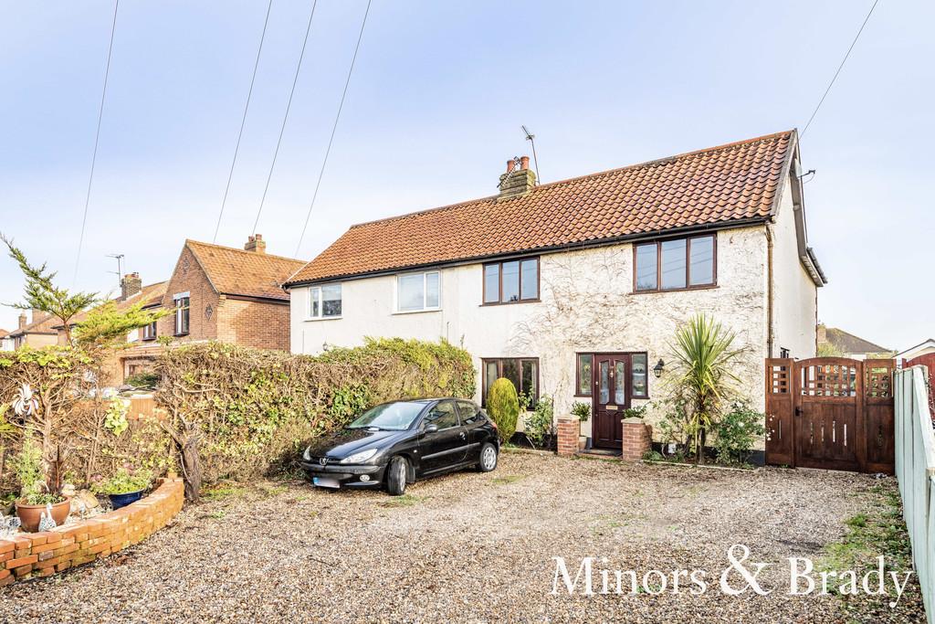 Lambert Road, Sprowston 4 bed semidetached house £350,000
