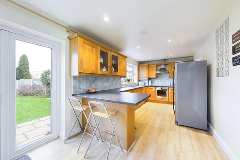 106 Jubilee Drive, Ruislip, HA4 0PU