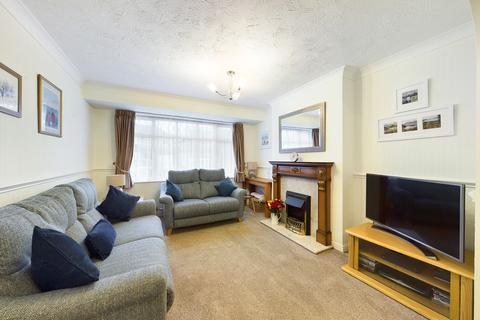 106 Jubilee Drive, Ruislip, HA4 0PU