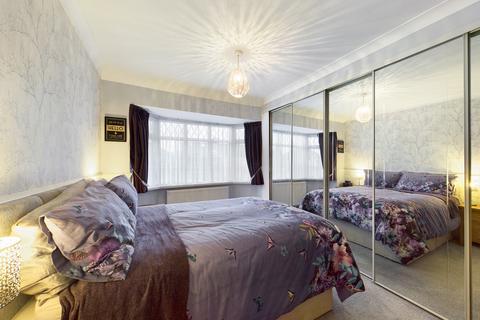 106 Jubilee Drive, Ruislip, HA4 0PU