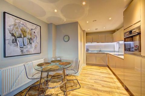 2 bedroom penthouse to rent, Hartfield Road, Wimbledon, SW19 3ES