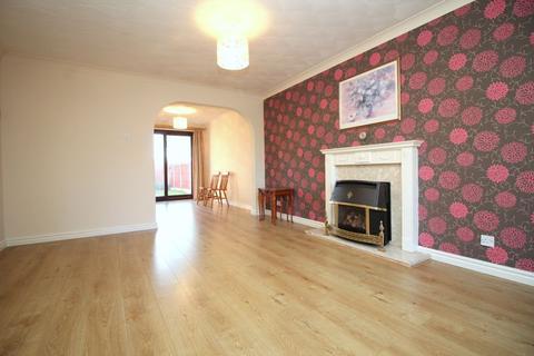60 Ashdown Close, Southport, PR8 6TL