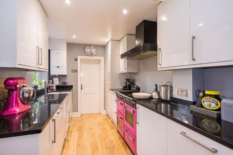 17 Brockhurst Road, Chesham, HP5 3JA