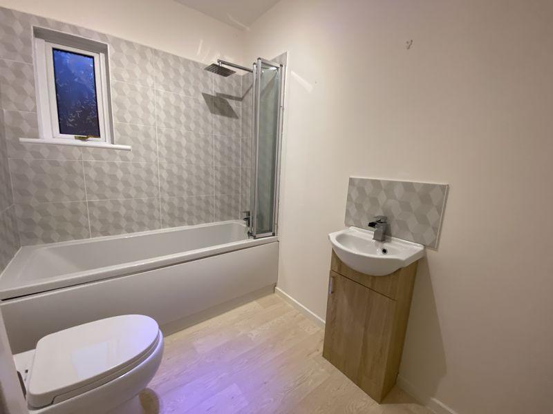 Main family bathroom