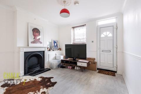 23 Shaftesbury Road, Romford, RM1 2QH