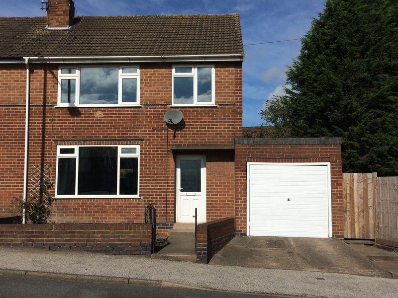 Croft Road, Nuneaton 3 bed semidetached house £800 pcm (£185 pw)