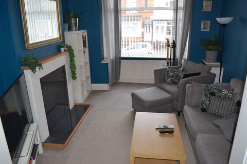 10 Maas Road, Birmingham, B31 2PT