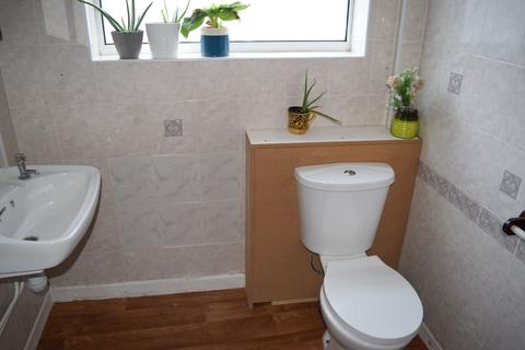 10 Maas Road, Birmingham, B31 2PT