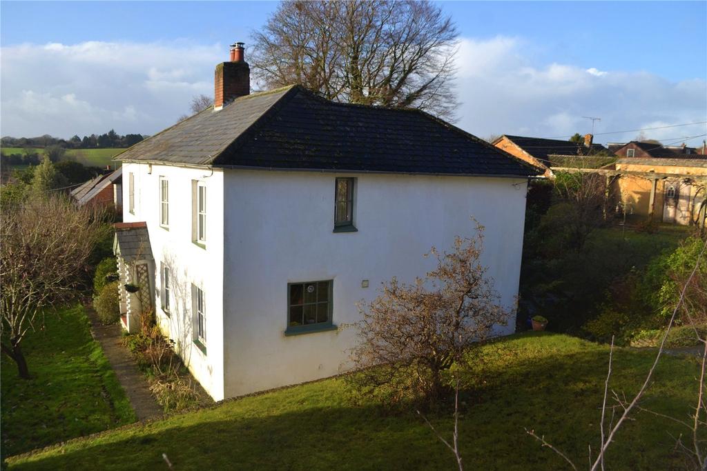 Gunville Road, Winterslow, Salisbury, Wiltshire, SP5 5 bed detached