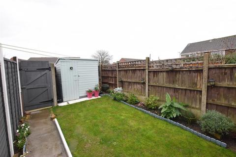 42 Woodrush Way, Romford, RM6 5BL