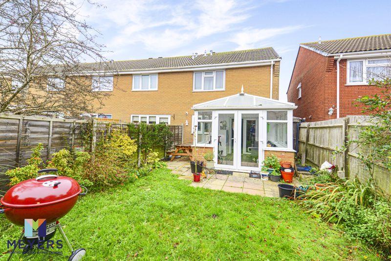 Comet Way, Christchurch, BH23 3 bed end of terrace house £320,000