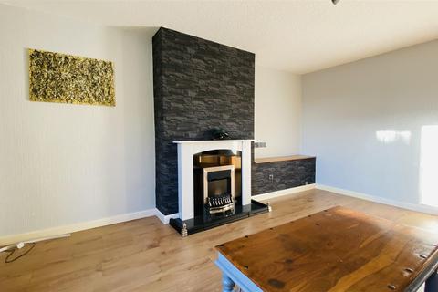 64 Derwent Close, Seaham, SR7 7BT