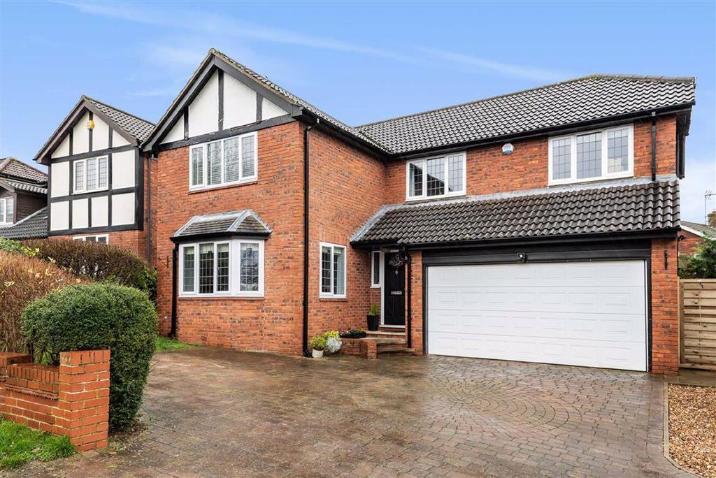 Yew Tree Lane, Harrogate, North... 5 bed detached house £635,000