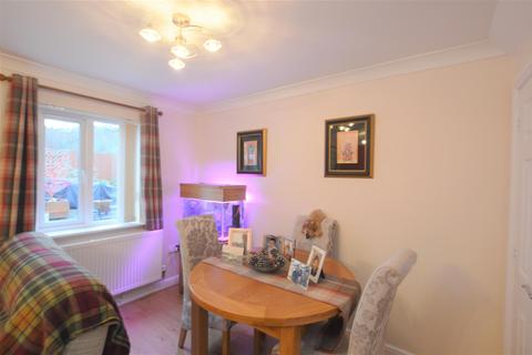 5 Clos Cerrig, Cwmgors, Ammanford, SA18 1AX