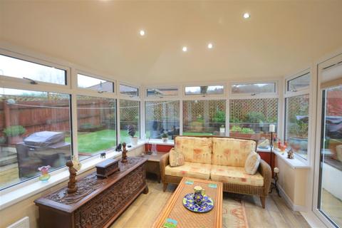 5 Clos Cerrig, Cwmgors, Ammanford, SA18 1AX