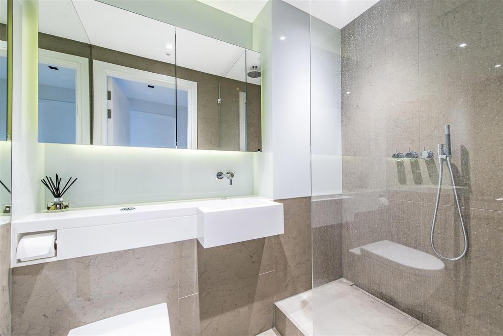 Bathroom 2.jpg
