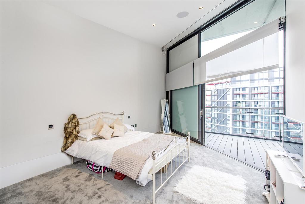Bedroom 1.jpg