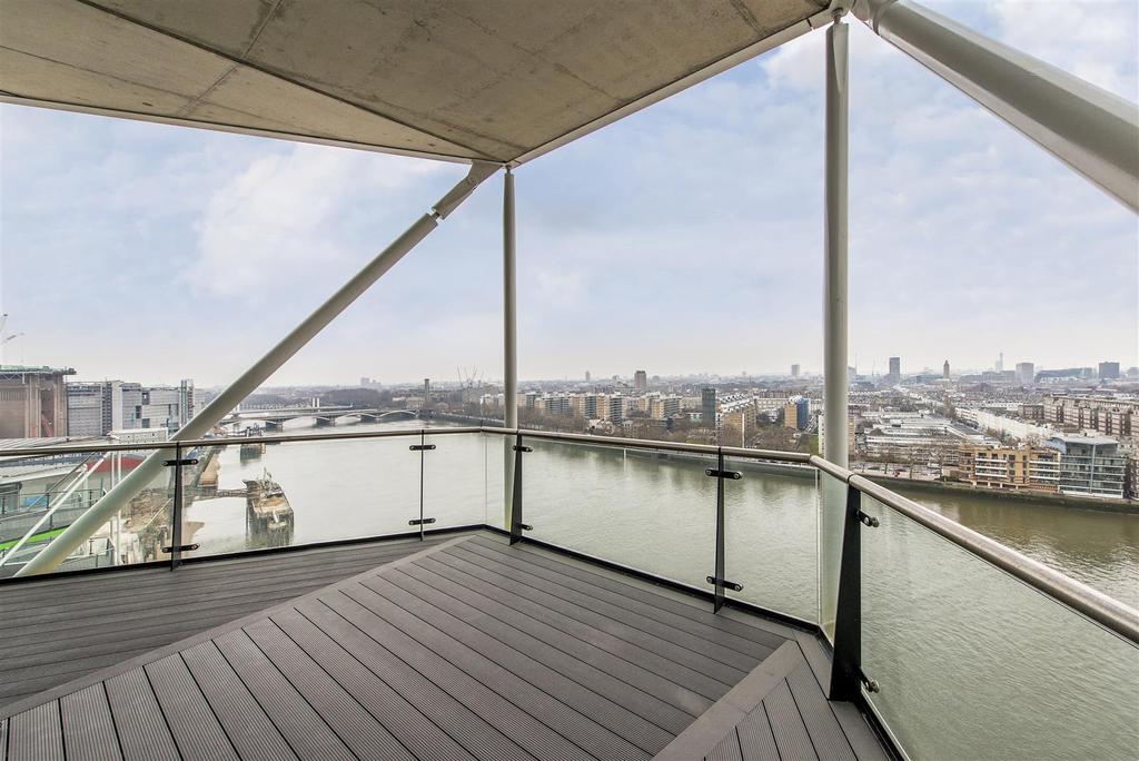 Balcony 2.jpg