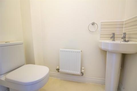 38 Cantley Road, Great Denham, Bedford, MK40 4RX