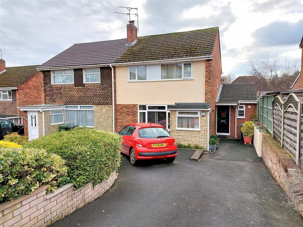 Prospect Road, StourportOnSevern 3 bed semidetached house £225,000
