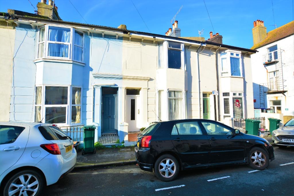 Hanover Terrace, Hanover, Brighton, BN2 5 bed terraced house £2,395