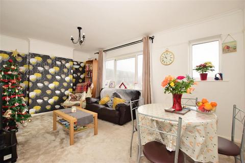 4 Lime Grove, Warlingham, CR6 9DB