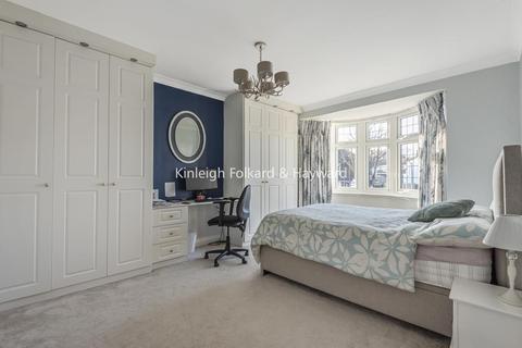 182 Pickhurst Lane, Bromley, BR2 7JB