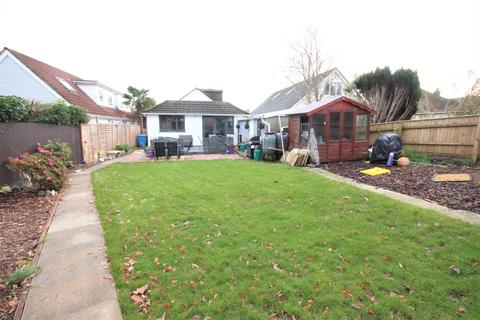 16 Bognor Road, Broadstone, BH18 9HA