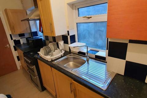 undefined, Room 4 Kings road, Kings Heath, B14 6TT