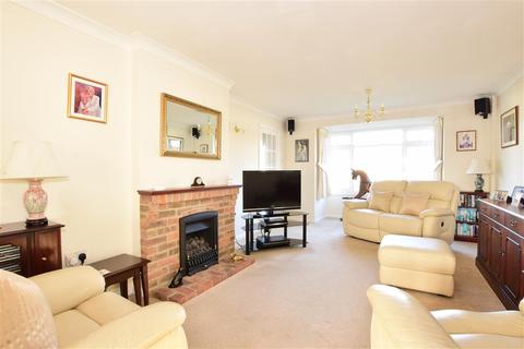 5 Brookside Close, Ferring, Worthing, BN12 6QD