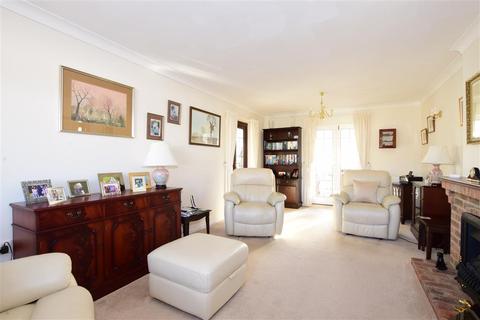 5 Brookside Close, Ferring, Worthing, BN12 6QD