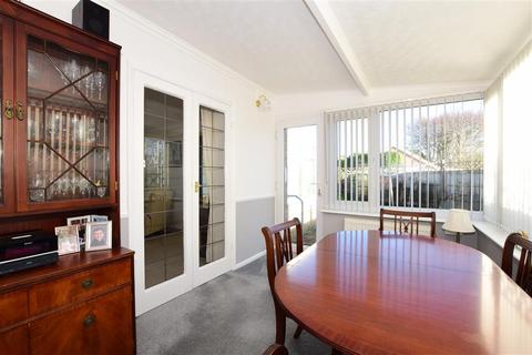 5 Brookside Close, Ferring, Worthing, BN12 6QD