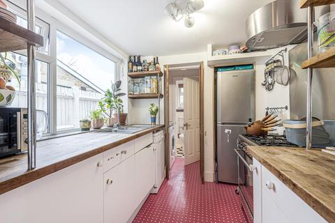 17 Victoria Road, Kingston Upon Thames, KT1 3DW