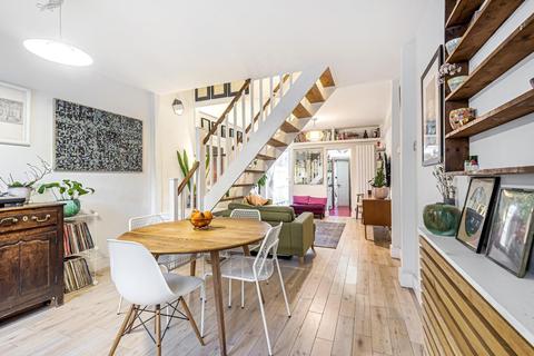 17 Victoria Road, Kingston Upon Thames, KT1 3DW