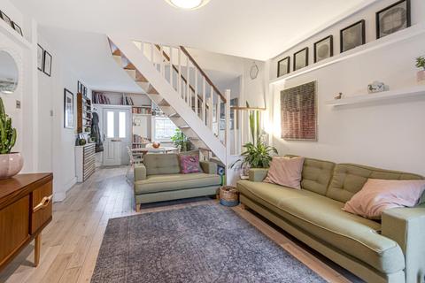 17 Victoria Road, Kingston Upon Thames, KT1 3DW