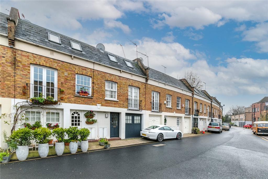 Royal Crescent Mews